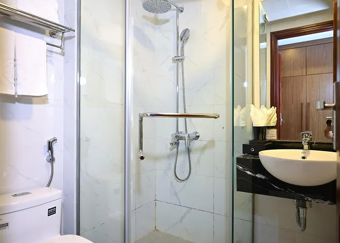 The Confetti Hotel 3*